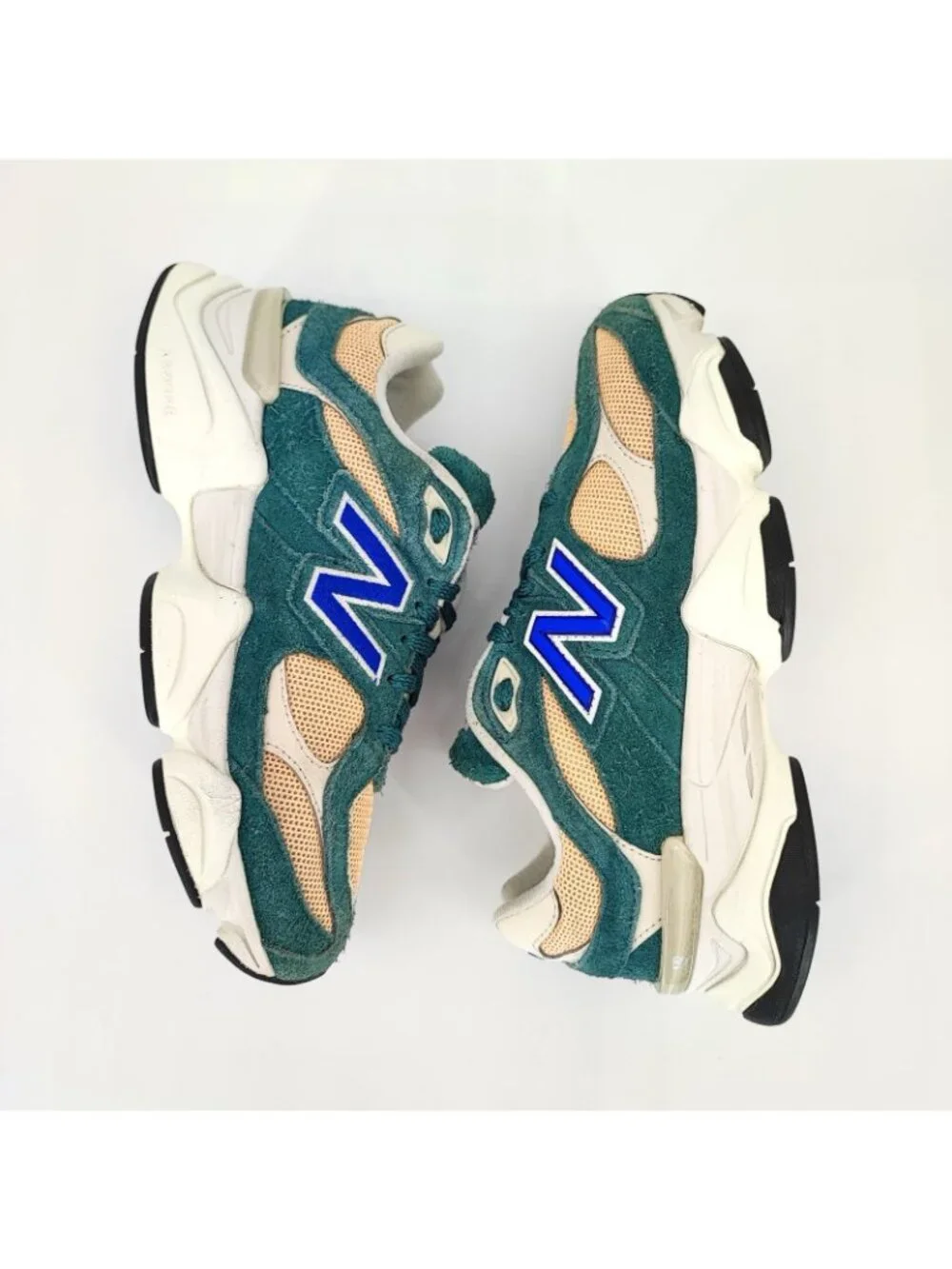 New Balance 9060 Women's 6.5 US Sneakers Suede Green GC9060GP